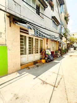 Alternative view of Nhà Mặt Tiền Nguyễn Xí Bình Thạnh - 2 Căn Độc Lập 4 Tầng Giá Rẻ